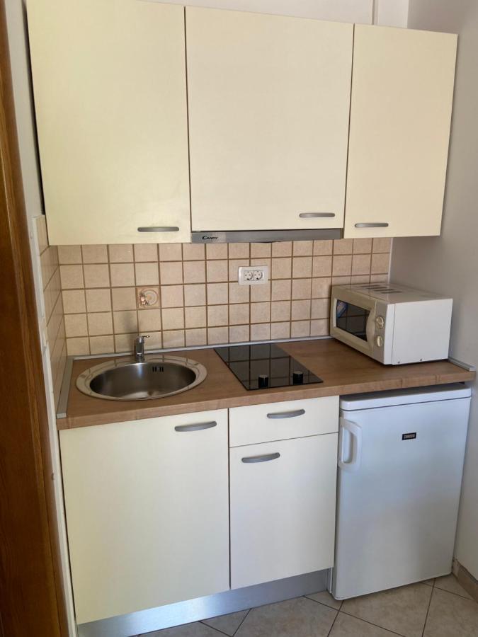 Apartments Mrsic Biograd Na Moru Exterior photo