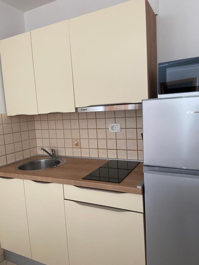 Apartments Mrsic Biograd Na Moru Exterior photo