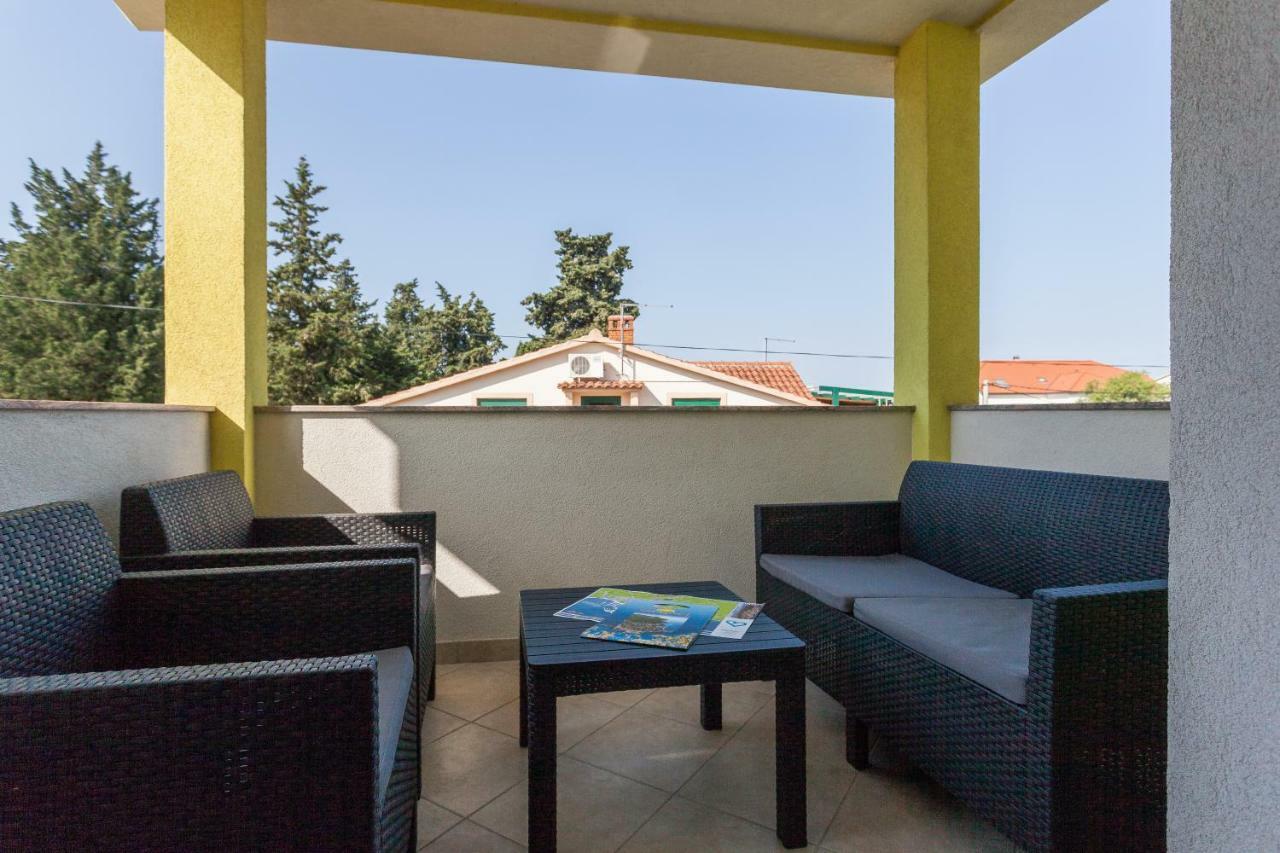 Apartments Mrsic Biograd Na Moru Exterior photo